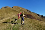 27 Al Passo di Gandazzo siamo sul sent. 101 con vista verso il Passo del Toro